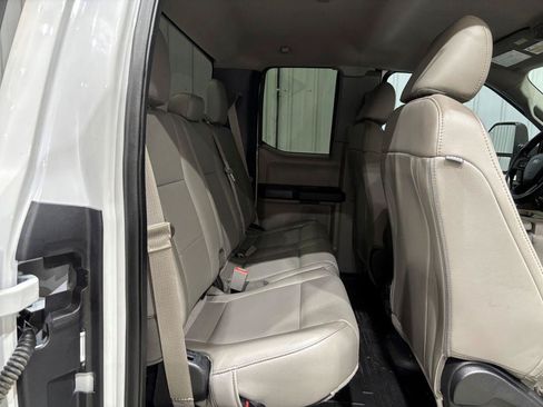 Used 2019 Ford F250 2WD SuperCab Super Duty image 14