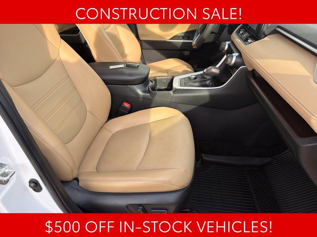 Used 2024 Toyota RAV4 Limited w/ Advanced Technology Package AWD/4WD image 19