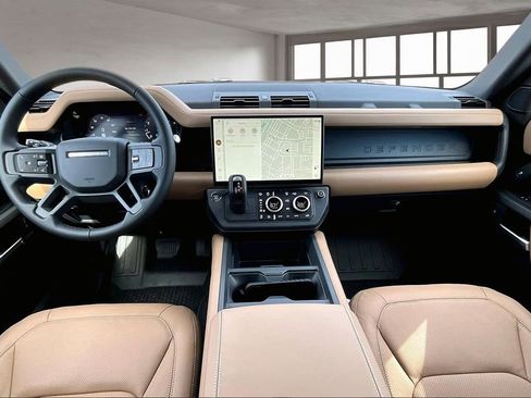 New 2026 Land Rover Defender 110 X-Dynamic SE AWD/4WD image 5