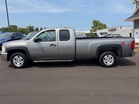Used 2013 Chevrolet Silverado 1500 LT w/ All-Star Edition AWD/4WD image 2