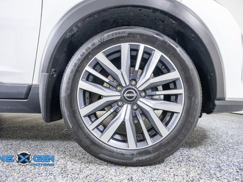 Used 2023 Nissan Kicks SV w/ Exterior Package FWD image 44