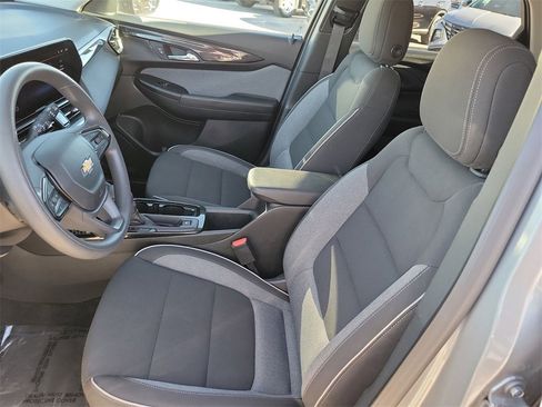 Used 2024 Chevrolet TrailBlazer LT image 16