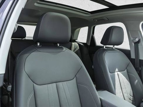 New 2026 Audi Q3 quattro 2.0T AWD/4WD image 28
