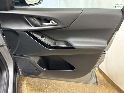 Certified 2025 Chevrolet Equinox LT w/ Safety and Technology Package FWD image 28