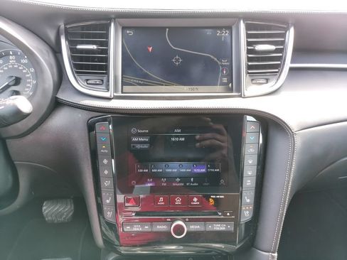 Used 2023 INFINITI QX50 Sport FWD image 4