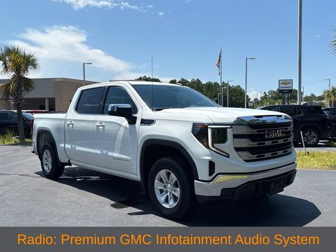 Used 2024 GMC Sierra 1500 SLE AWD/4WD image 3