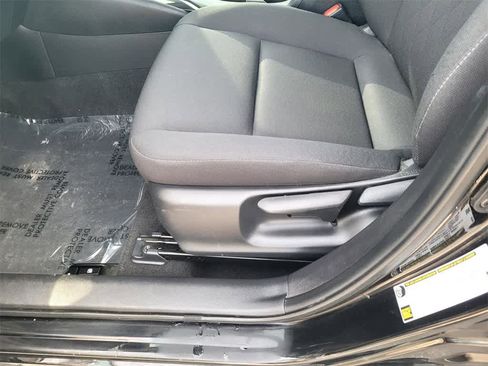 Used 2023 Toyota Corolla LE image 14