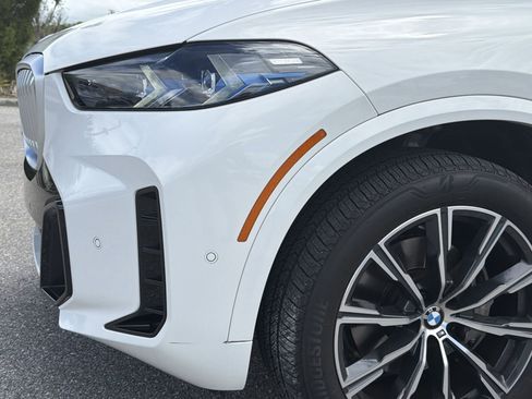 Certified 2025 BMW X5 xDrive40i image 9