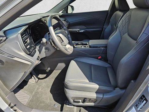 Used 2026 Lexus RX 450h AWD w/ Convenience Package image 22
