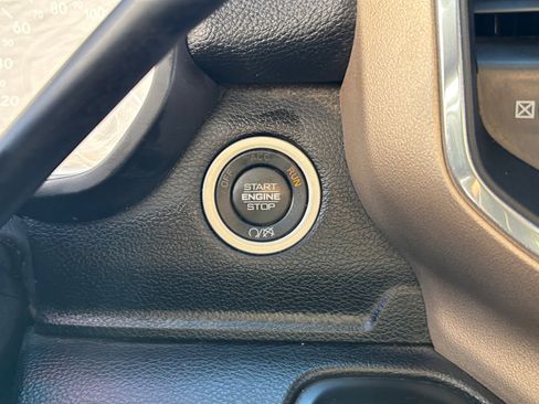 Used 2022 RAM 3500 Laramie image 29