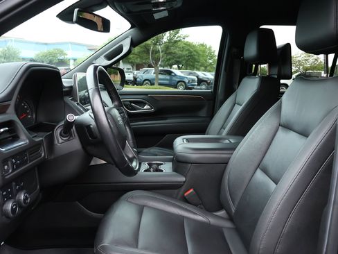 Used 2021 Chevrolet Tahoe Z71 w/ Rear Media and Nav Package AWD/4WD image 11