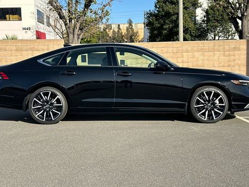 New 2026 Honda Accord Touring image 3