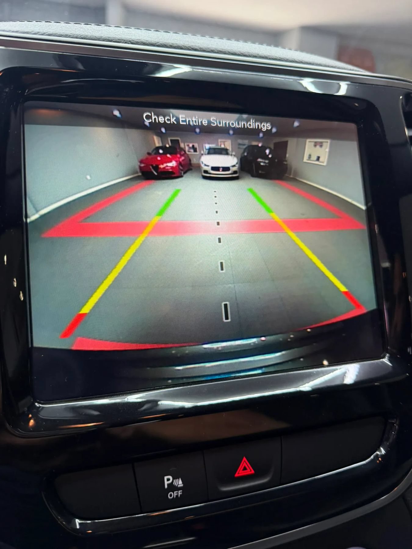 Used 2019 Jeep Cherokee High Altitude AWD/4WD image 22