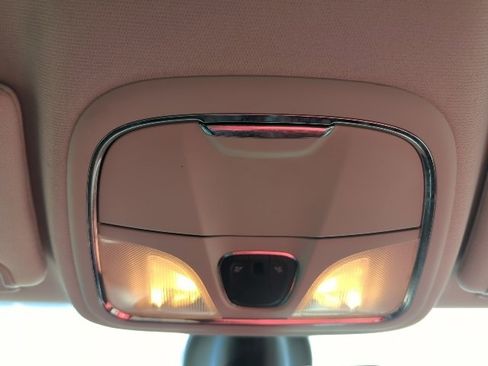 Used 2019 Jeep Cherokee Trailhawk w/ Cold Weather Group image 20