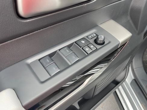 New 2026 Toyota Tundra Limited AWD/4WD image 7