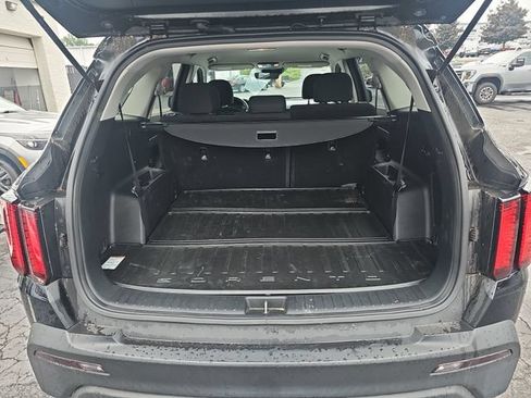 Used 2023 Kia Sorento LX AWD/4WD image 22