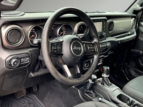 Used 2020 Jeep Wrangler Unlimited Sport AWD/4WD image 17