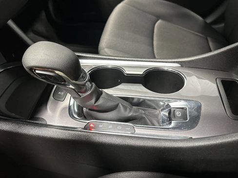 Used 2024 Chevrolet Malibu LT image 37