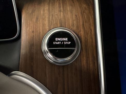 Certified 2025 Mercedes-Benz GLC 350e 4MATIC image 16