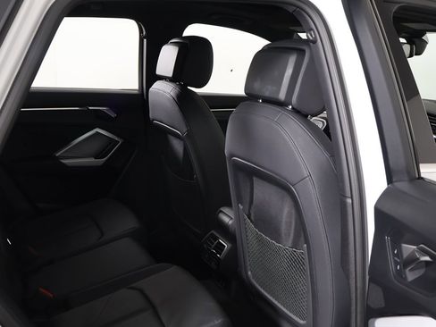 Used 2025 Audi Q3 2.0T Premium image 29