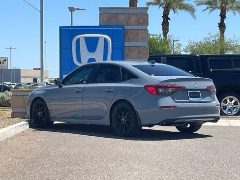 Used 2024 Honda Civic Sport image 5