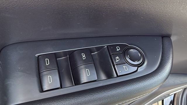 Used 2025 Buick Enclave Preferred FWD image 12