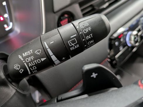 Certified 2025 Honda Pilot Black Edition image 18