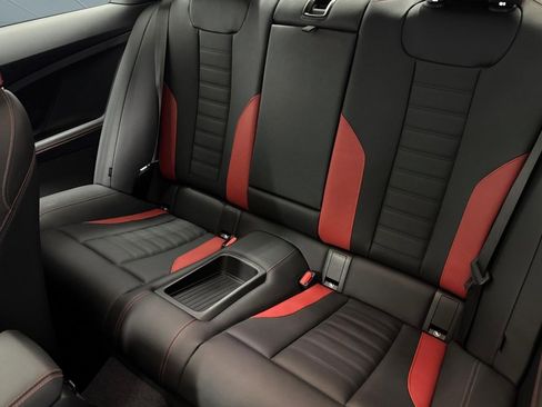 Used 2025 BMW 230i Coupe w/ M Sport Package image 26