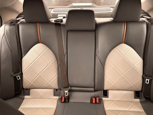 Used 2018 Toyota Camry XLE w/ Audio Package image 19