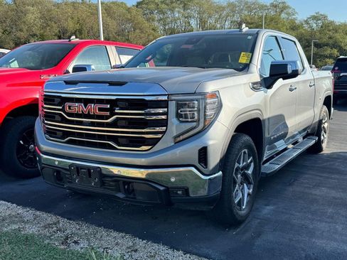 Used 2025 GMC Sierra 1500 SLT w/ SLT Premium Plus Package AWD/4WD image 2