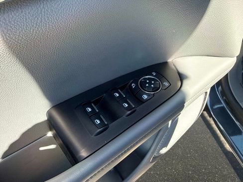 Used 2023 Lincoln Nautilus Reserve FWD image 18