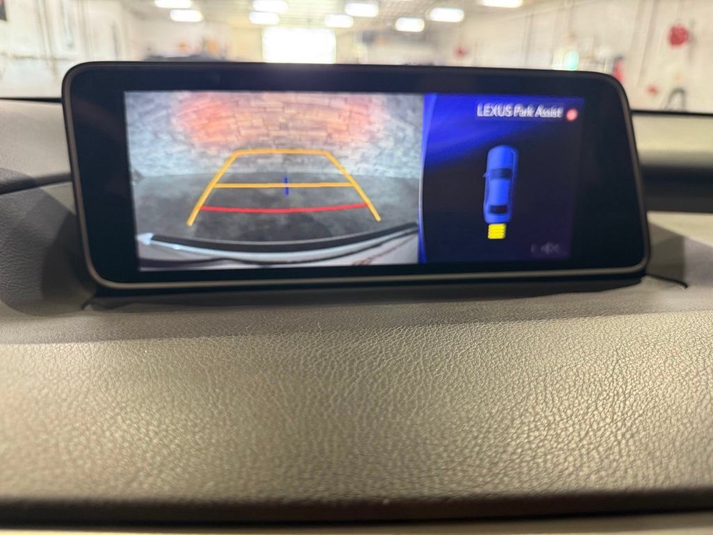 Used 2018 Lexus RX 350L AWD image 9