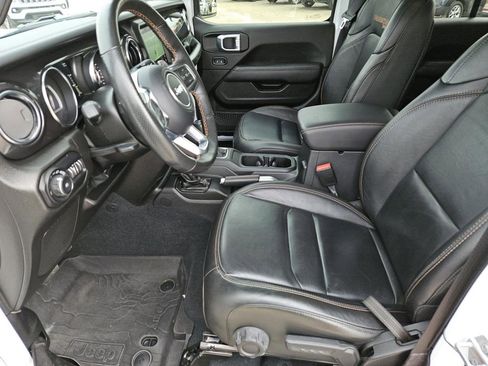 Used 2022 Jeep Wrangler Unlimited Rubicon w/ Trailer Tow Package image 25