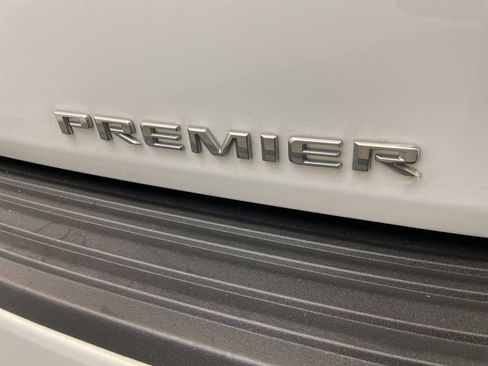 Used 2022 Chevrolet Tahoe Premier w/ Max Trailering Package image 9