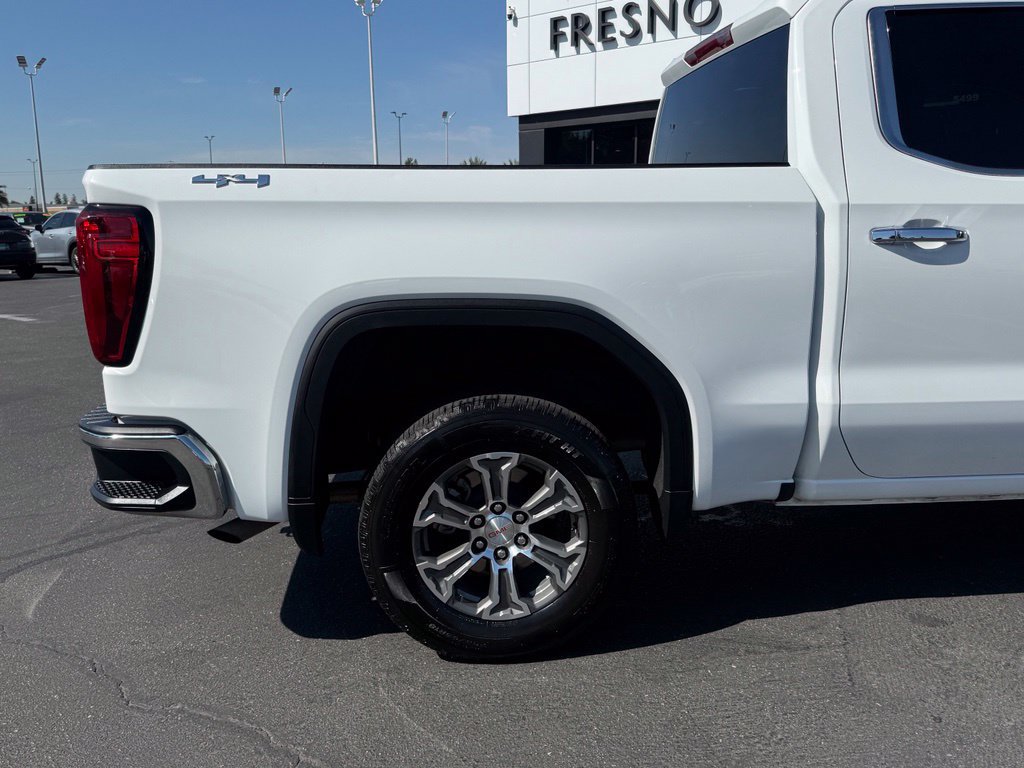 Used 2025 GMC Sierra 1500 SLT AWD/4WD image 11