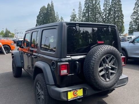 Used 2024 Jeep Wrangler Unlimited Sport AWD/4WD image 13