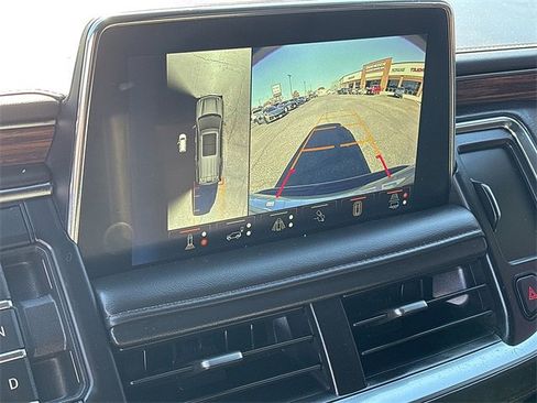 Certified 2024 Chevrolet Tahoe High Country w/ Advanced Technology Package image 20