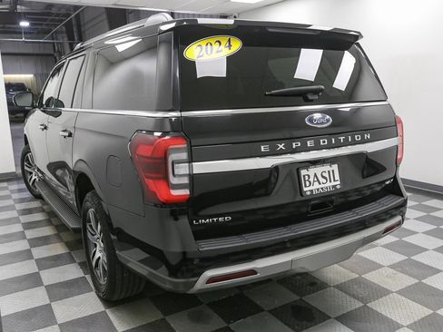 Used 2024 Ford Expedition Max Limited image 8