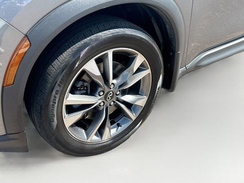 Used 2023 INFINITI QX60 Luxe w/ Cargo Package AWD/4WD image 11