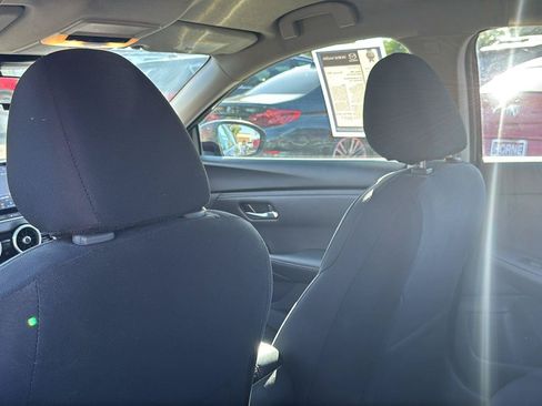 Used 2024 Nissan Sentra SV FWD image 24