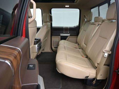 Used 2019 Ford F150 Lariat image 13