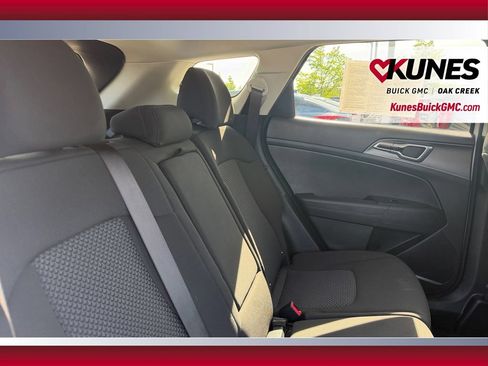 Used 2026 Kia Sportage LX FWD image 39