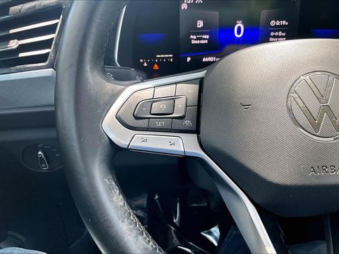 Used 2022 Volkswagen Jetta SE FWD image 24