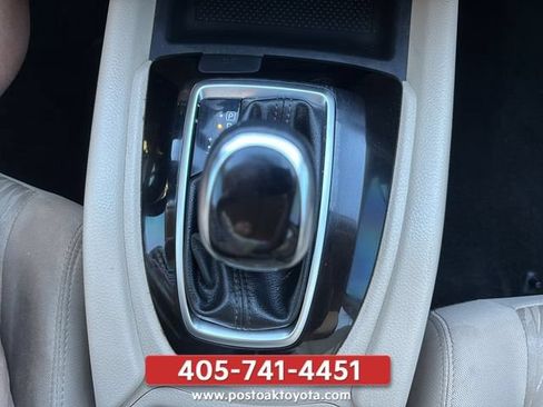 Used 2018 Nissan Rogue SV FWD image 25