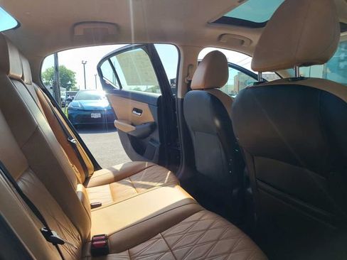 Used 2023 Nissan Sentra SV w/ SV Premium Package FWD image 20