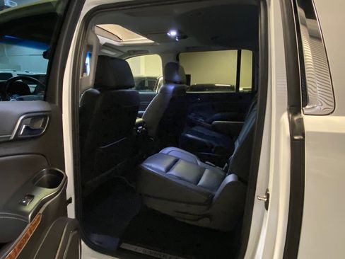 Used 2017 Chevrolet Suburban Premier image 37