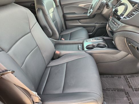 Certified 2023 Honda Passport EX-L image 14