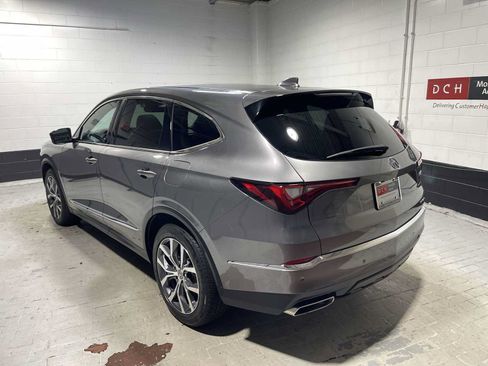Used 2023 Acura MDX SH-AWD w/ Technology Package image 4