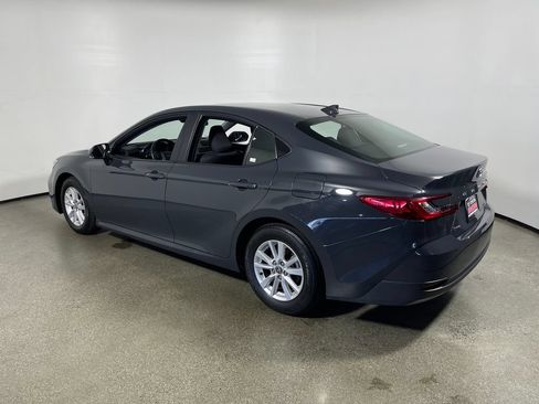 Used 2025 Toyota Camry LE FWD image 5