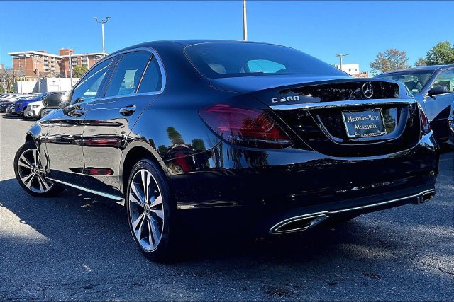 Used 2021 Mercedes-Benz C 300 4MATIC Sedan image 3